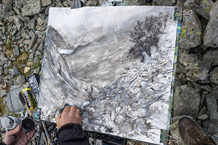 Robert en plein air drawing directly in front of the landscape at Honister Pass, Borrowdale in The Lake District